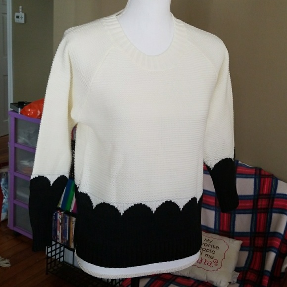 ~WINTER CLEARANCE!!!~ Cozy Cream/Black Sweater - Picture 3 of 4